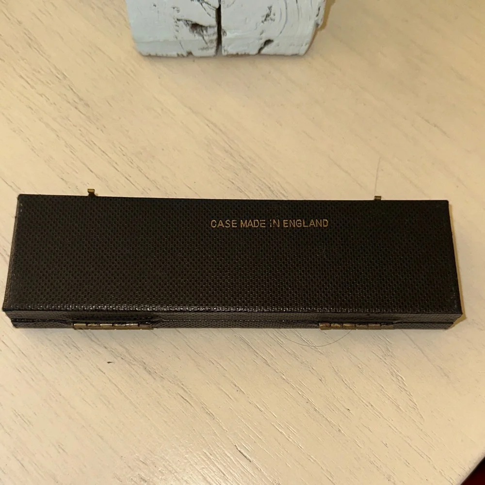 Genuine Pearl Handle Cake Server